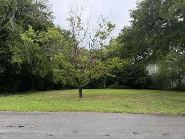 1490 Indian Street, Mount Pleasant, SC 29464