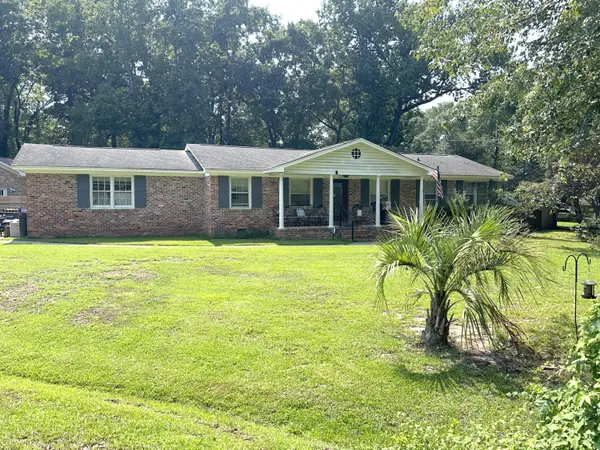 118 Azalea Drive, Summerville, SC 29485