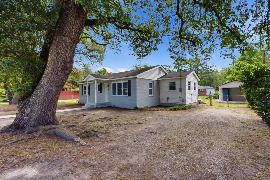 114 Groves Street, Walterboro, SC 29488 - #2