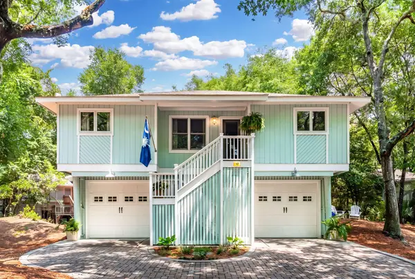 42 Twin Oaks Lane, Isle of Palms, SC 29451