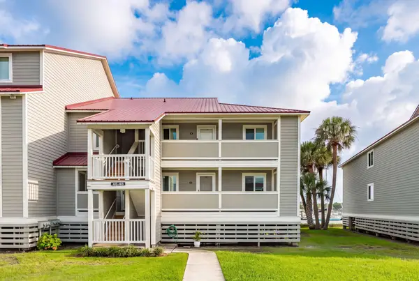 47 W Mariners Cay Drive, Folly Beach, SC 29439