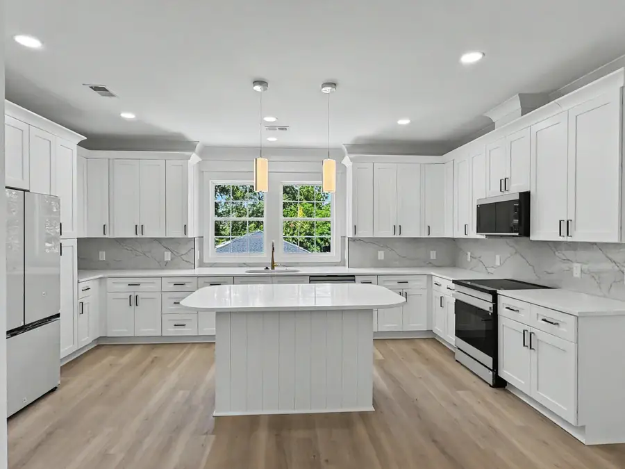 2231 Clinton Street, North Charleston, SC 29405 - #3