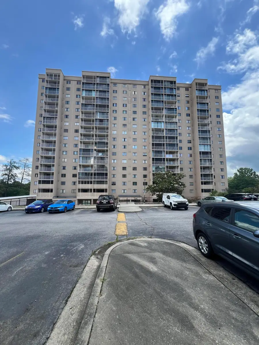1825 St Julian Place #9g, Columbia, SC 29204 - #2