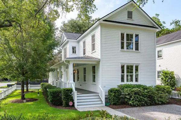 22 Pearl Avenue, Mount Pleasant, SC 29464