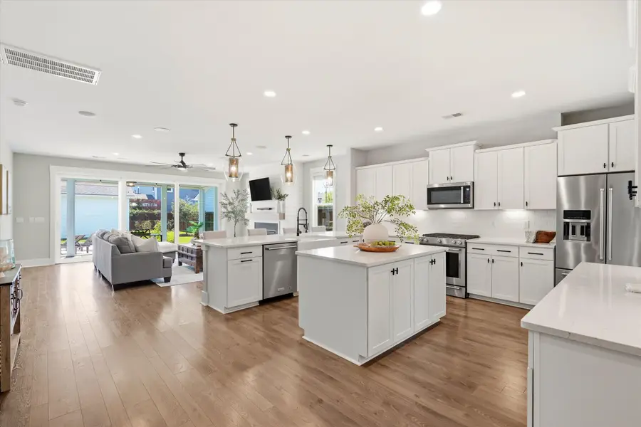 393 Oak Park Street, Summerville, SC 29486 - #3