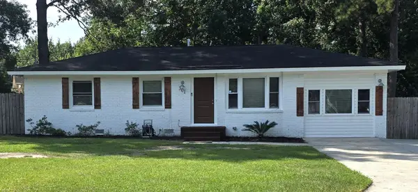 301 Laurel Avenue, Goose Creek, SC 29445