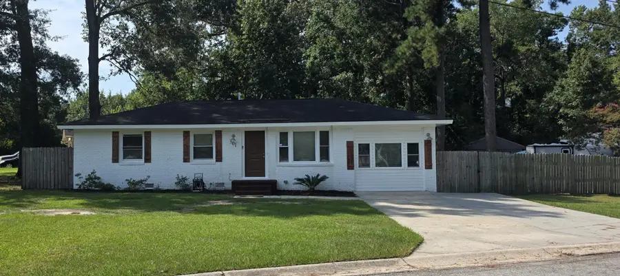 301 Laurel Avenue, Goose Creek, SC 29445 - #2