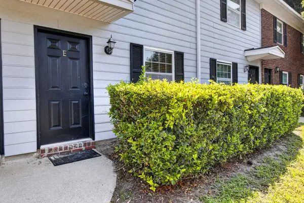 21 Rivers Point Row #Apt 3e, Charleston, SC 29412