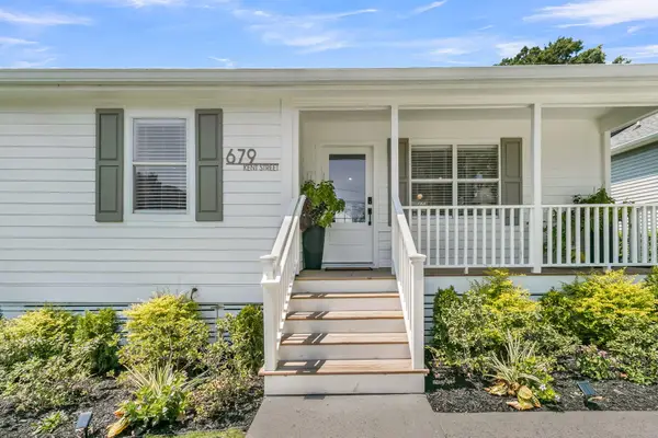 679 Kent Street, Mount Pleasant, SC 29464