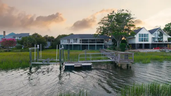 70 Rebellion Road, Charleston, SC 29407