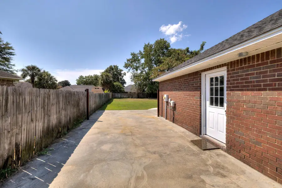 1042 Loblolly Drive, Manning, SC 29102 - #2