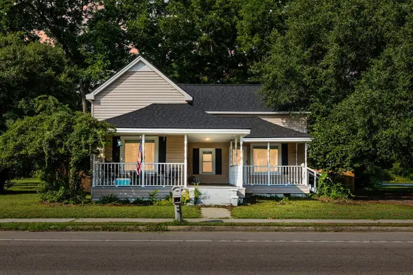 156 E Main Street, Harleyville, SC 29448
