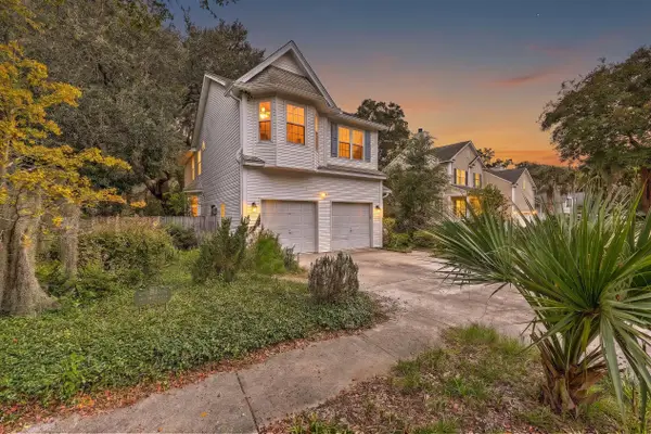 1759 Crystal Lake Drive, Charleston, SC 29412