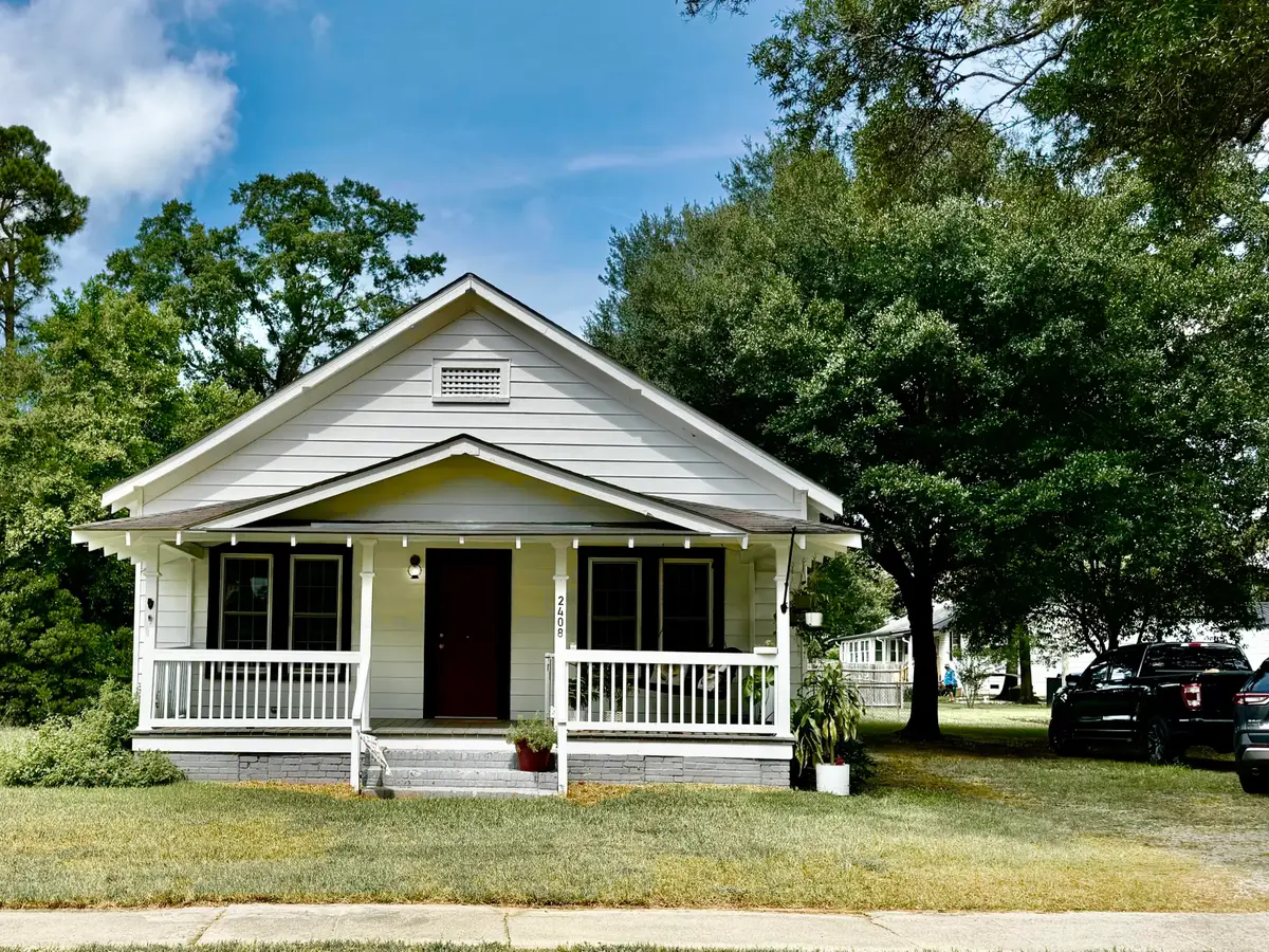 2408 E Cleveland Street, Elloree, SC 29047 - #1