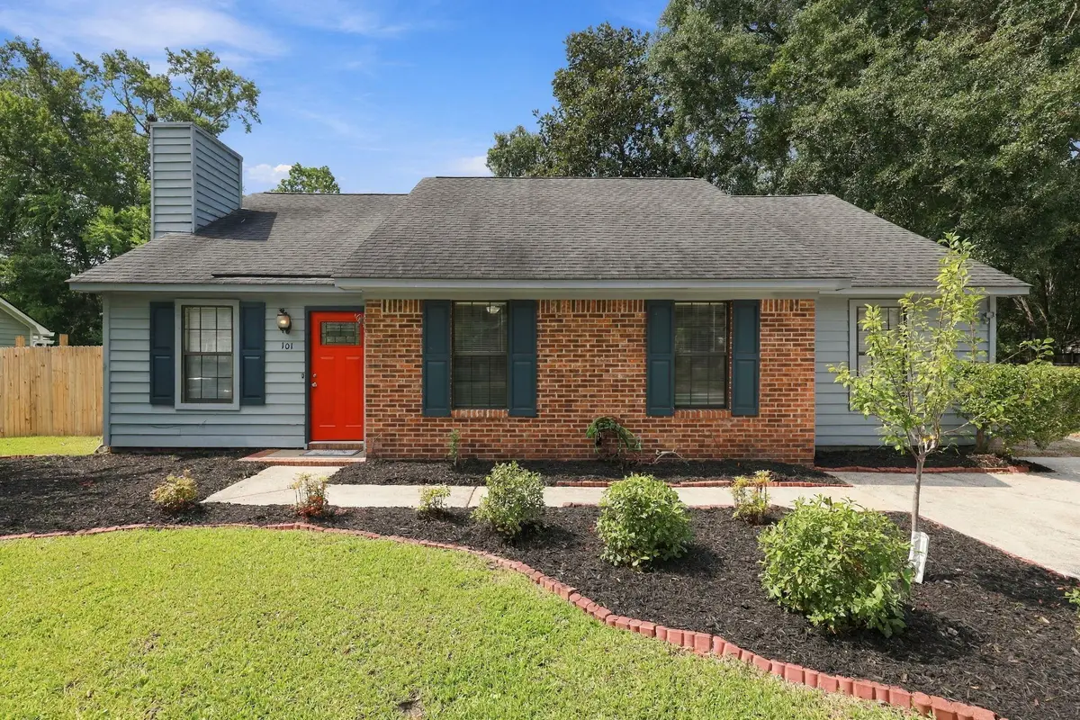 101 Glebe Road, Summerville, SC 29485 - #1