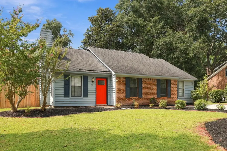 101 Glebe Road, Summerville, SC 29485 - #2