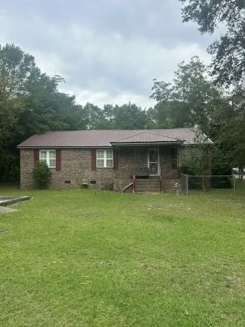 1023 Roosevelt Drive, Summerton, SC 29148 - #1
