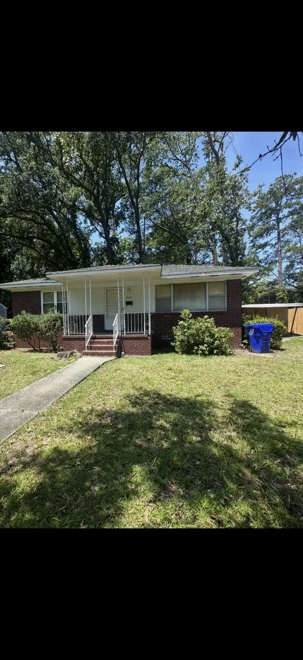 5445 Crown Avenue, North Charleston, SC 29406