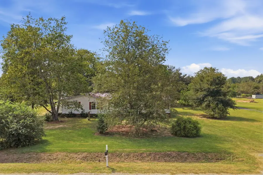308 Michelle Street, Eutawville, SC 29048 - #2