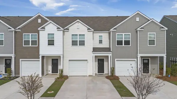 129 Yarrow Way, Moncks Corner, SC 29461
