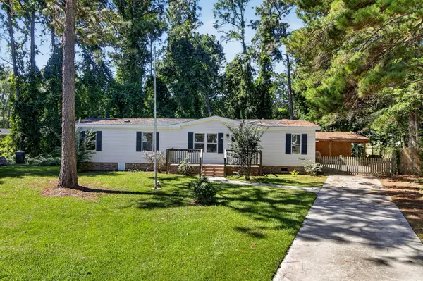 131 Blackberry Lane, Summerville, SC 29483