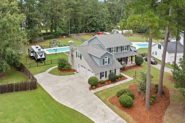 1033 Trotters Boulevard, Summerville, SC 29483