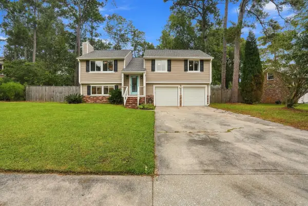 105 Flicker Lane, Summerville, SC 29485