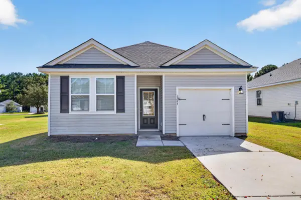 1295 Warrens Way, Manning, SC 29102
