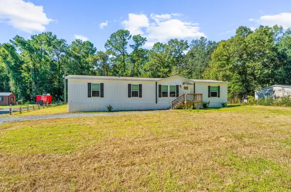 162 Acline Avenue, Saint Stephen, SC 29479