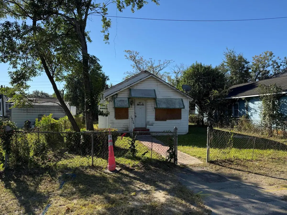 2215 Peonie & 2215 1/2 Peonie Street, Charleston, SC 29405 - #1
