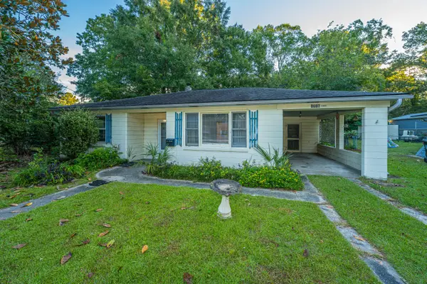 1716 W Avalon Circle, Charleston, SC 29407