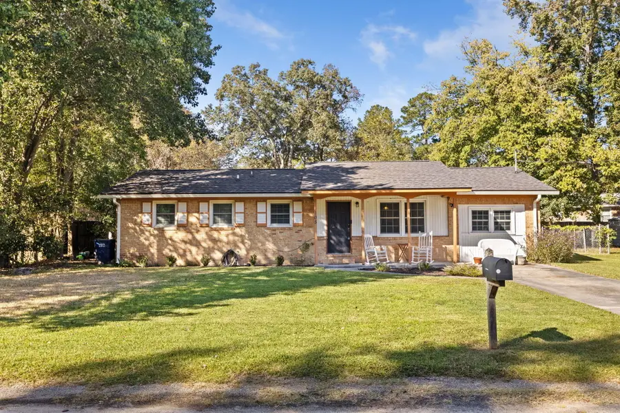 105 W Walnut Circle, Summerville, SC 29485 - #2