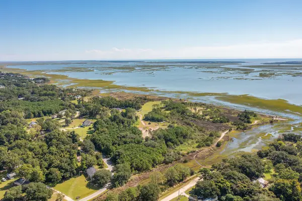 2731 Hamlin Beach Road, Mount Pleasant, SC 29466