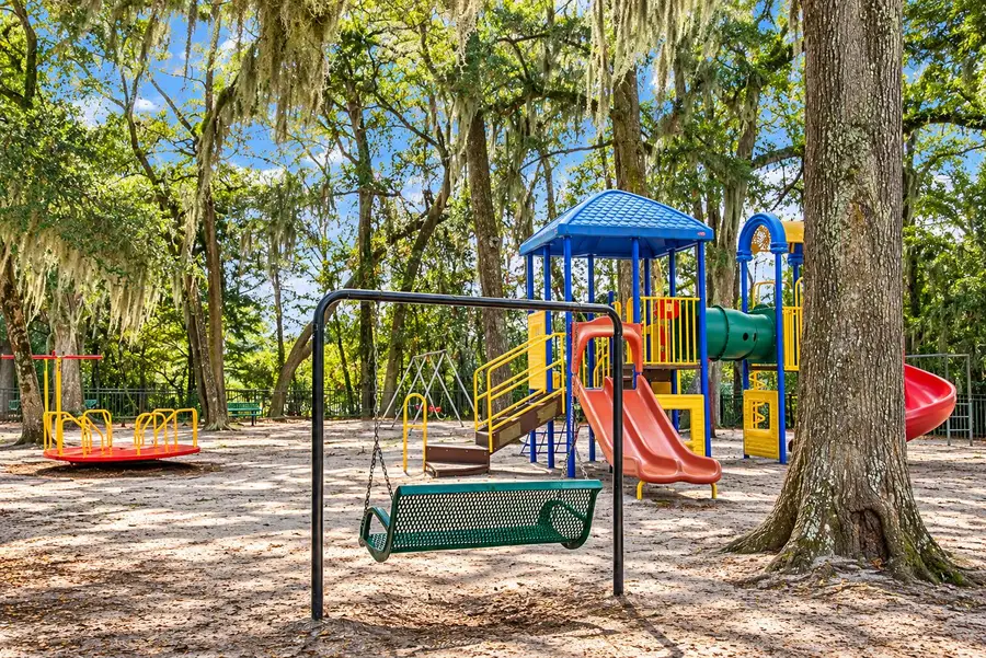 106 Queens Court, Summerville, SC 29485 - #3