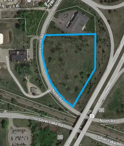 15173 NORTH RD, Fenton, MI 48430