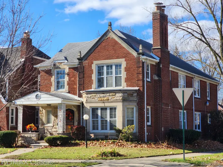 16215 and 16217 Greenview AVE, Detroit, MI 48219 - #2