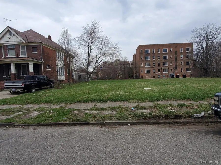 650 GLADSTONE ST, Detroit, MI 48202 - #3