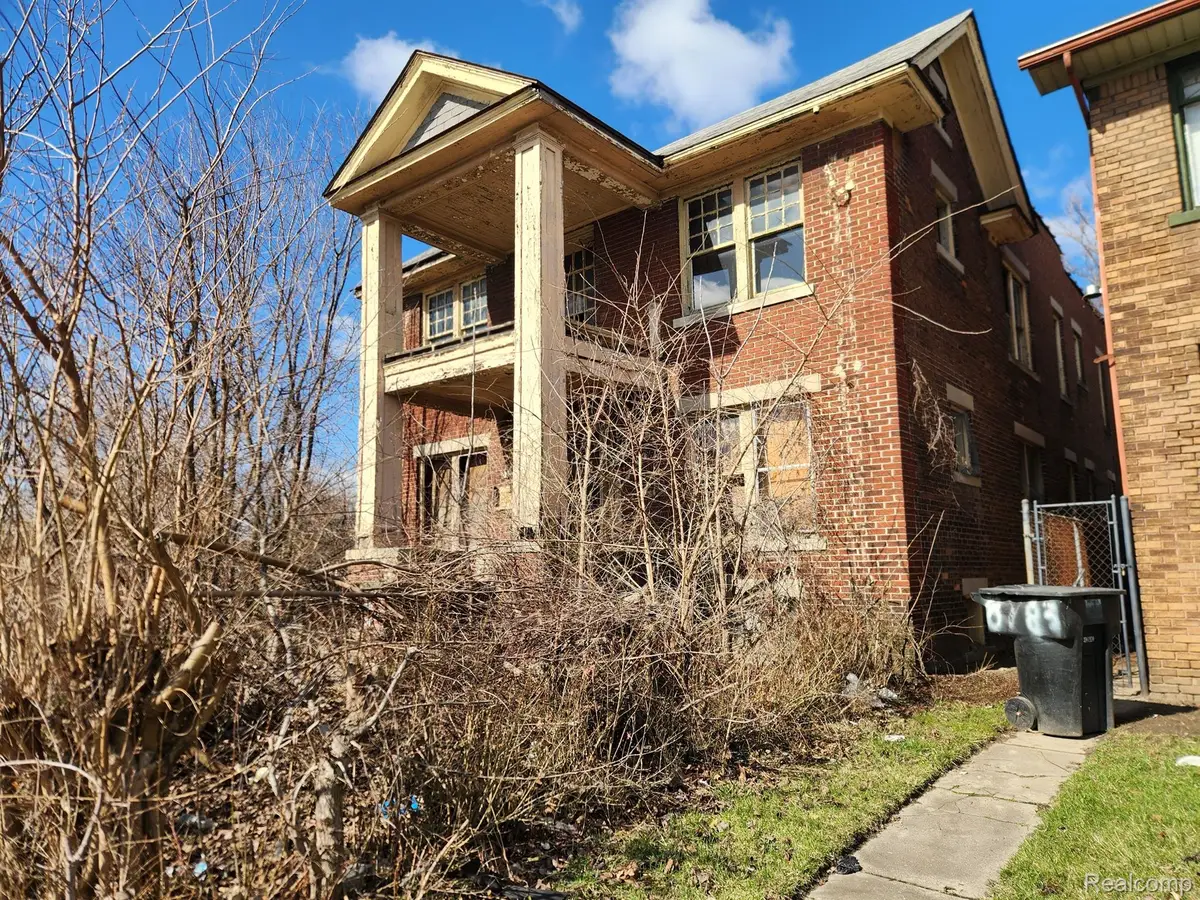 8773 PETOSKEY AVE, Detroit, MI 48204 - #1