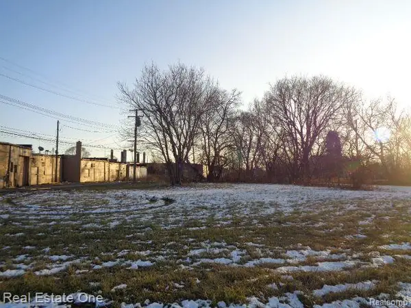 14404 MANNING ST, Detroit, MI 48205