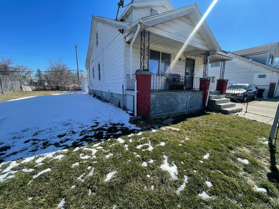 19312 DANBURY ST, Detroit, MI 48203 - #2