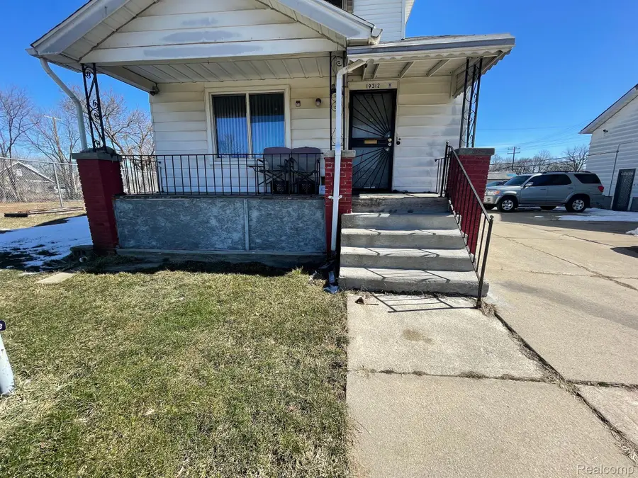19312 DANBURY ST, Detroit, MI 48203 - #3