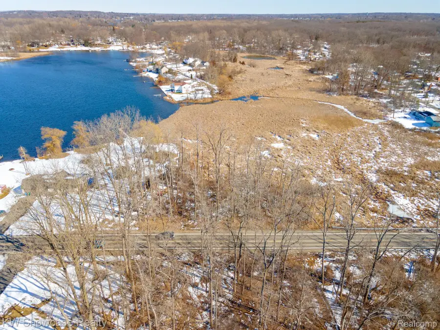 Vacant Carroll Lake RD, Commerce Township, MI 48390 - #3