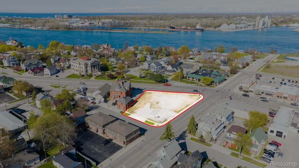 805 PINE GROVE AVE, Port Huron, MI 48060 - #1