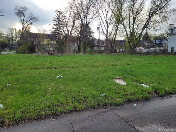 16809 LOG CABIN ST, HighlandPark, MI 48203