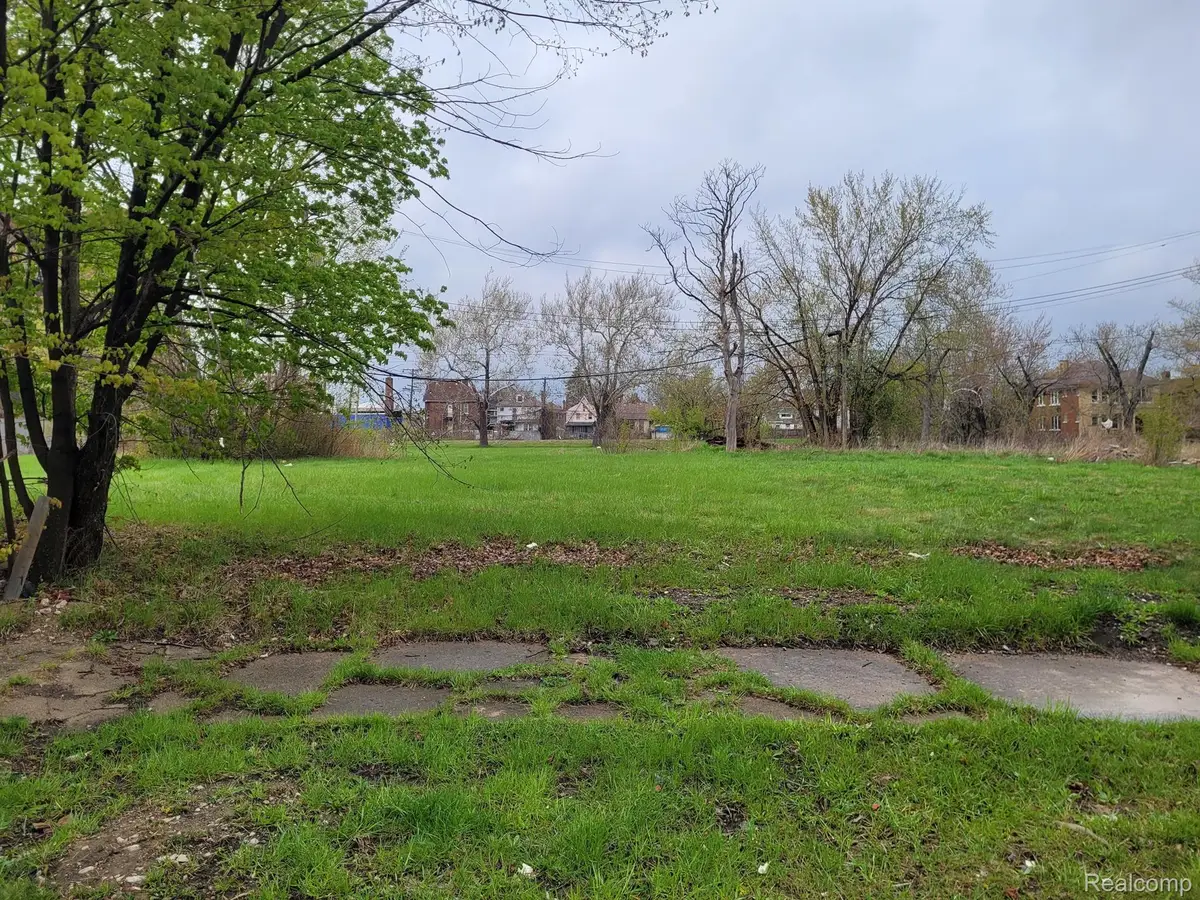 3340 ROCHESTER ST, Detroit, MI 48206 - #1