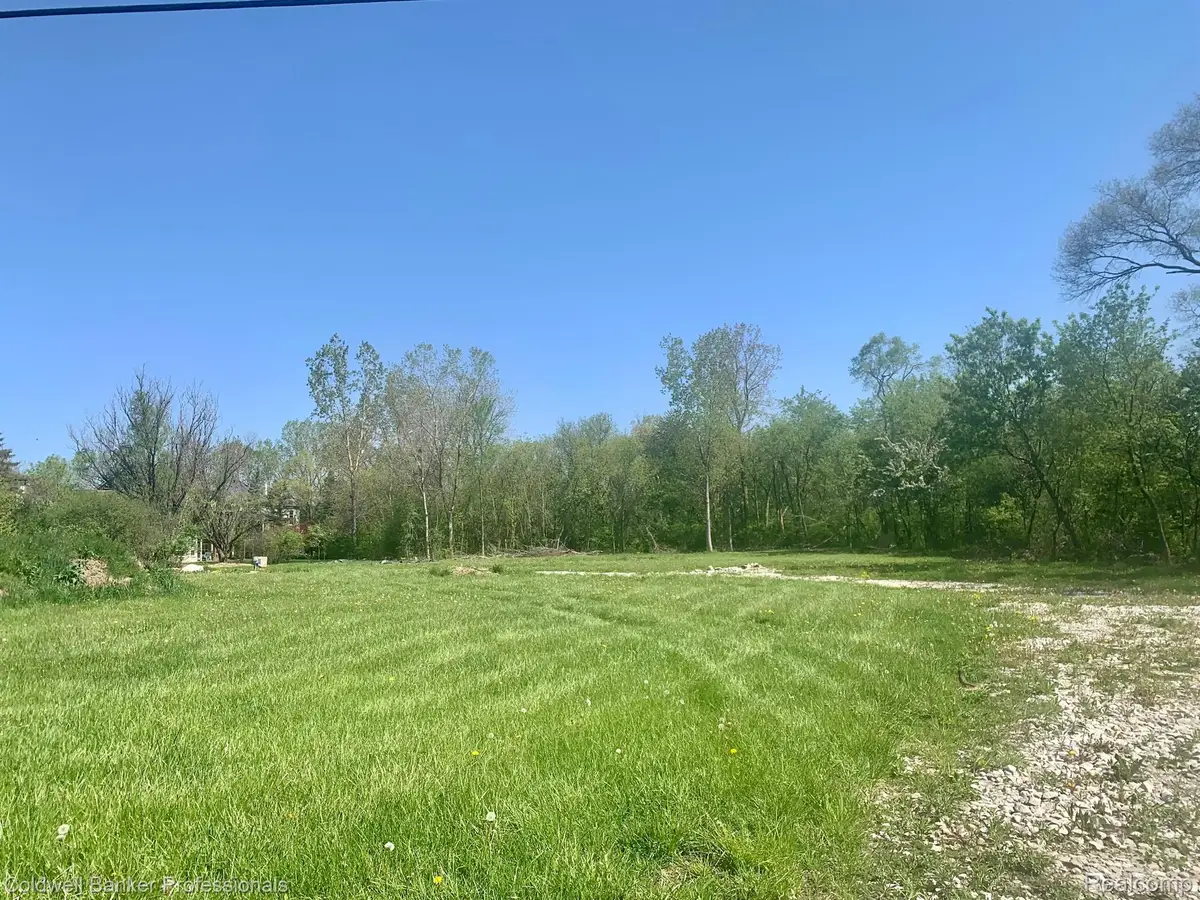 48406 WARREN RD, Canton, MI 48187 - #1