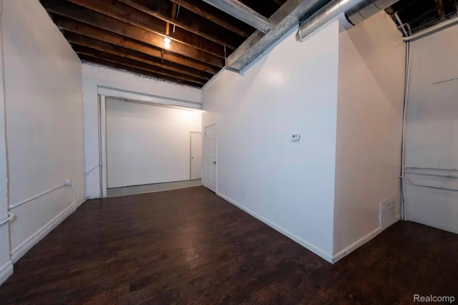 14536 E JEFFERSON AVE, Detroit, MI 48215 - #3