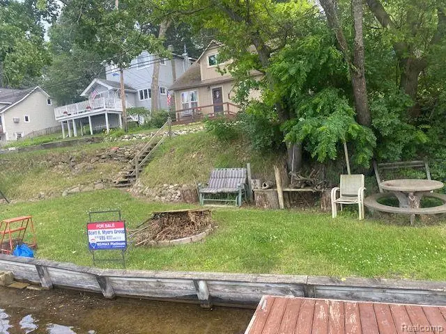 00 Heights, Orion, MI 48362 - #1