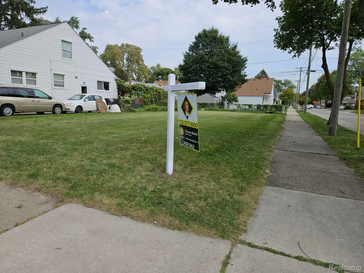 7800 COLEMAN ST, Dearborn, MI 48126 - #1