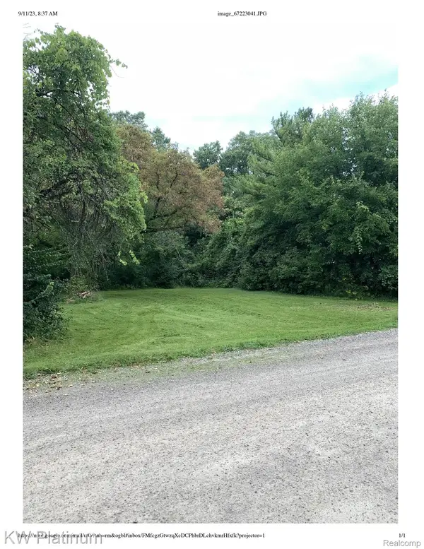 25891 BALLARD ST, HarrisonTownship, MI 48045